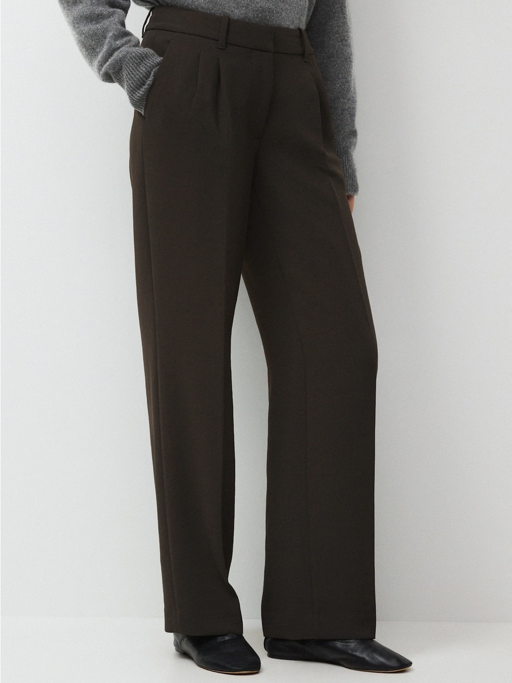 Aritzia Wilfred effortless WOOL Wide-Leg Tailored Pants in Dark Brown